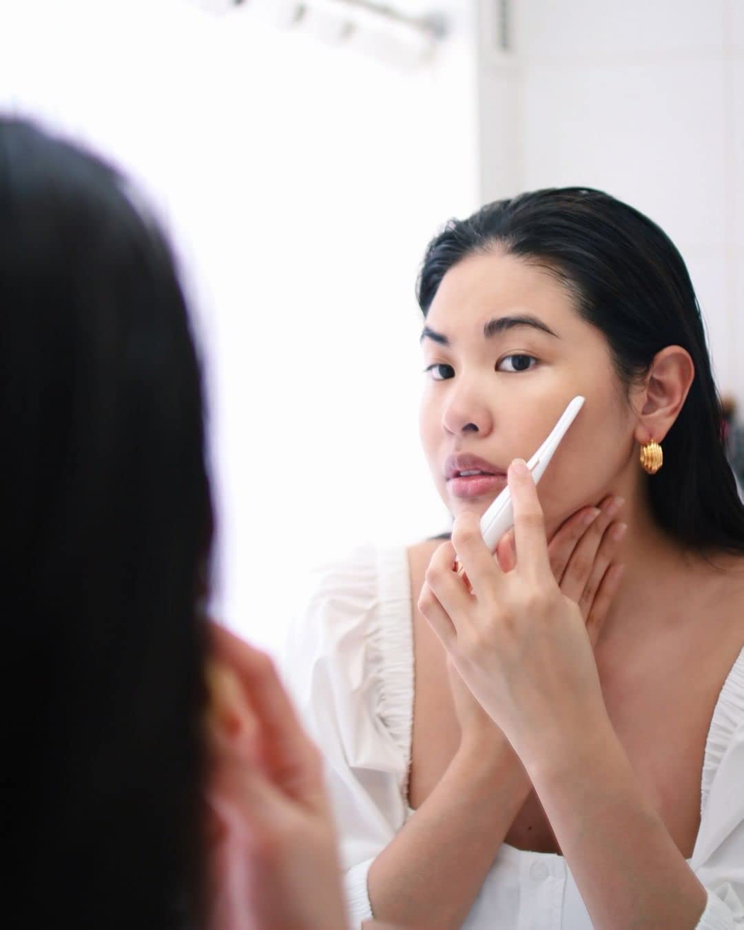 Lighted Facial Exfoliator with 6 Replacement Heads S869977