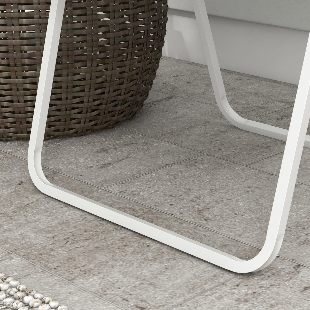 Set of 2 Oversized Folding Webbed Lawn Chairs with Armrests B65519